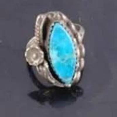Vintage Native Signed Sharon Cisco Turquoise Size 4 Sterling Ring (3.3g)