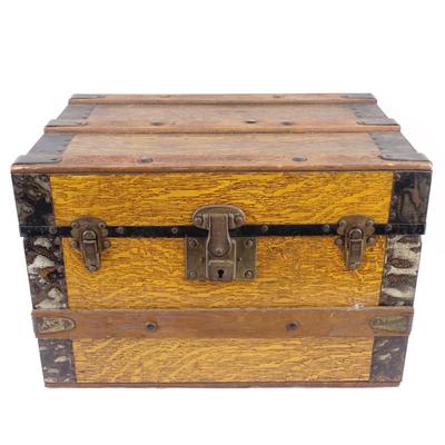 Small Vintage Lift-Top Oak Steamer Trunk Treasure Chest