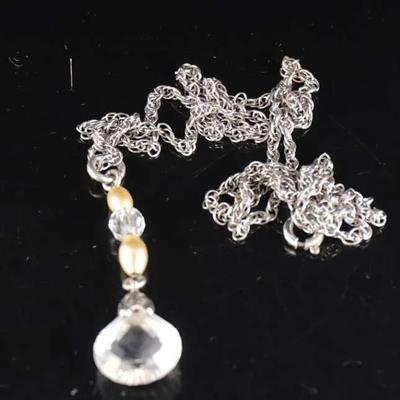 18" Sterling Silver Chain with Clear Crystal Drop Pendant (3.7g)