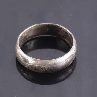 Vintage Sterling Silver Band Ring, Classic Rounded Profile, Size 7.5 (5.1g)