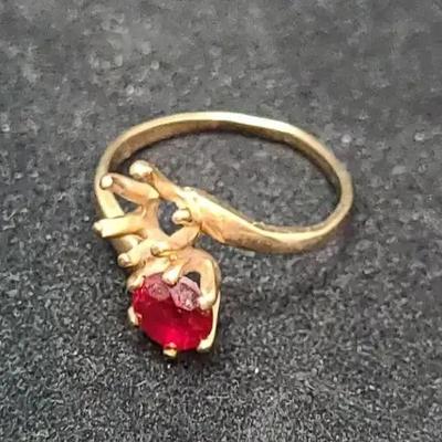 14K Yellow Gold Ruby Ring (Missing Ruby), Petite Setting, Size 4 (1.6g)