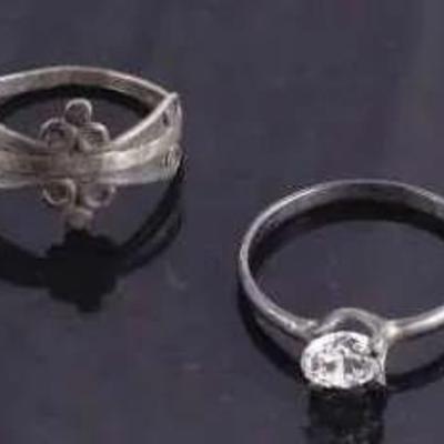 Lot of 2 Solid Sterling Silver Rings, Mixed Designs, Size 8 (2.7g Total)