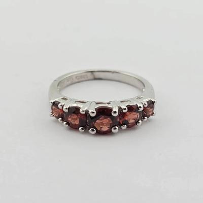 Sterling Silver Graduated Garnet Ring