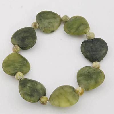 Jade Heart Shaped Stretch Bracelet 