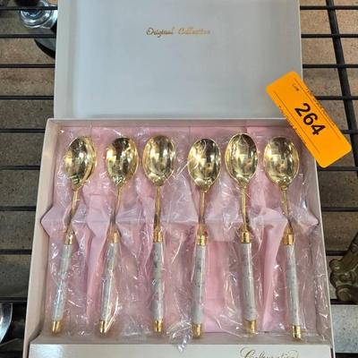 Sale Photo Thumbnail #293