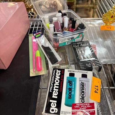 Sale Photo Thumbnail #204