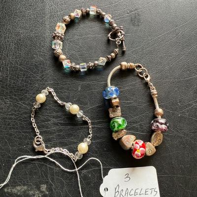 Sale Photo Thumbnail #100