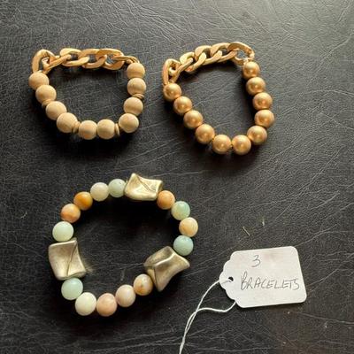 Sale Photo Thumbnail #45