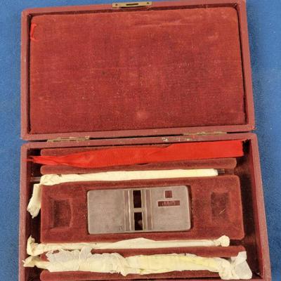 Sale Photo Thumbnail #172: Vtg Improved Double Neubauer Hemacytometer