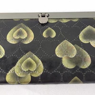 Sale Photo Thumbnail #185: Vinyl Hearts Wallet