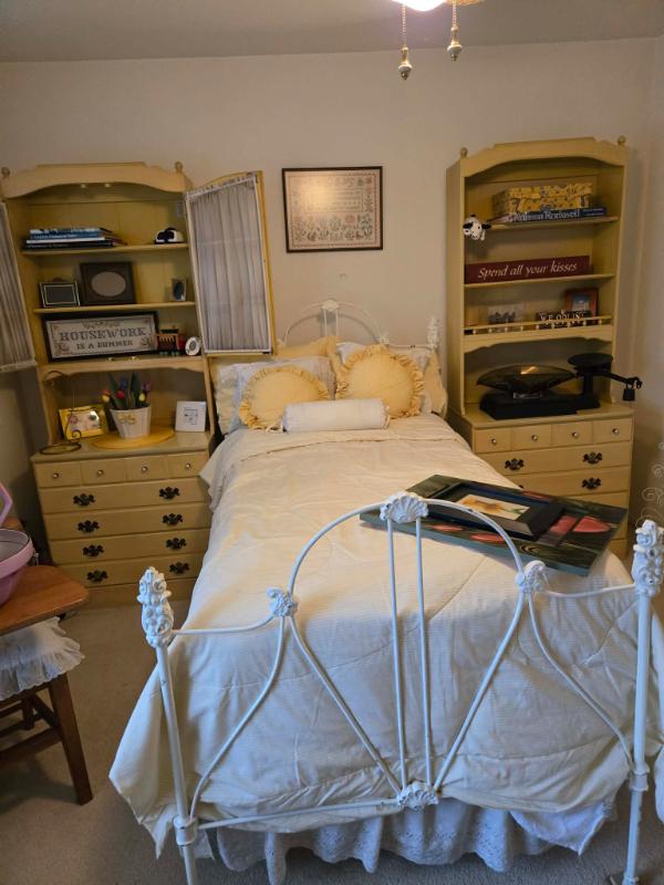 Sale Photo Thumbnail #6: Messenger creation 6603f713 d29c 42ca ace5 2dc65721a6a9