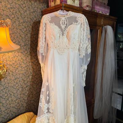 Sale Photo Thumbnail #349