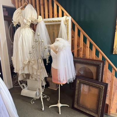 Sale Photo Thumbnail #317