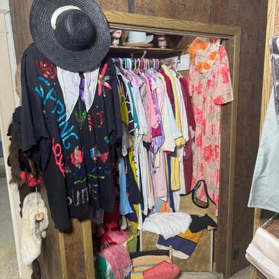 Sale Photo Thumbnail #374