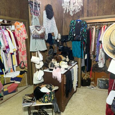 Sale Photo Thumbnail #357