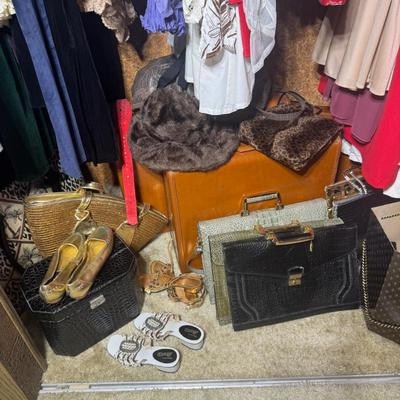 Sale Photo Thumbnail #363