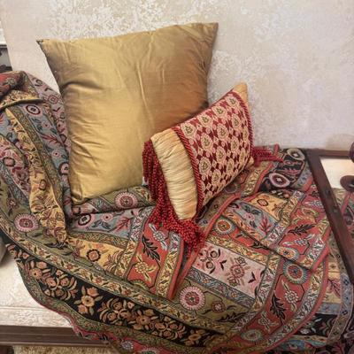 Sale Photo Thumbnail #126