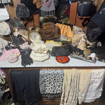 Sale Photo Thumbnail #365