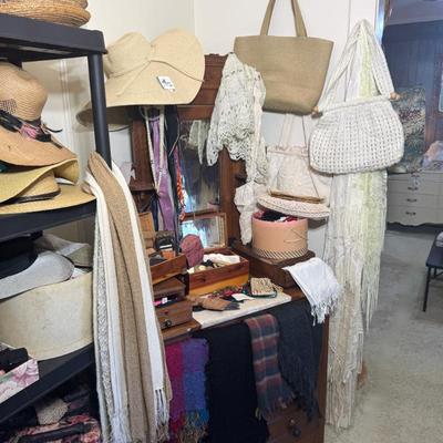 Sale Photo Thumbnail #409