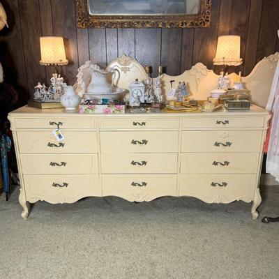 Sale Photo Thumbnail #393