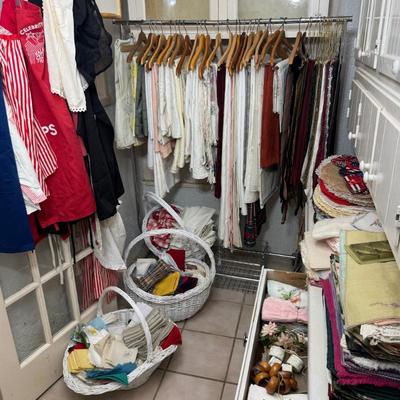 Sale Photo Thumbnail #583