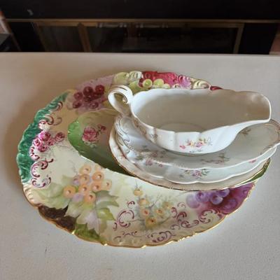 Platter And Gravy Boat 