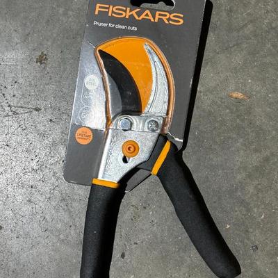 Sale Photo Thumbnail #785