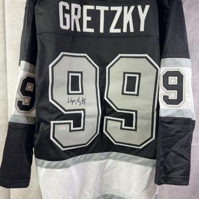 Sale Photo Thumbnail #201