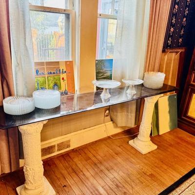 GLASS TOP PEDISTAL TABLE