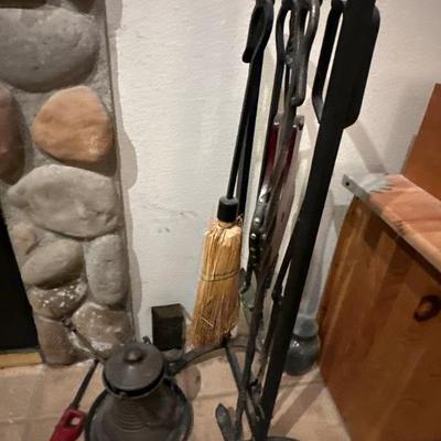 Fireplace cleaning set