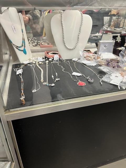 Sale Photo Thumbnail #26