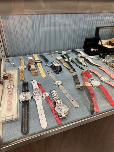 Sale Photo Thumbnail #28