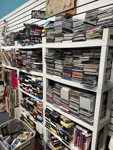 Sale Photo Thumbnail #16