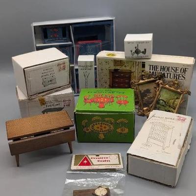 Doll House Furniture 