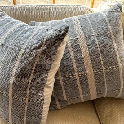 Sale Photo Thumbnail #258