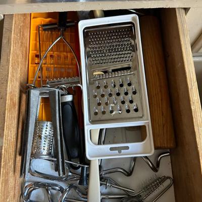 Sale Photo Thumbnail #177