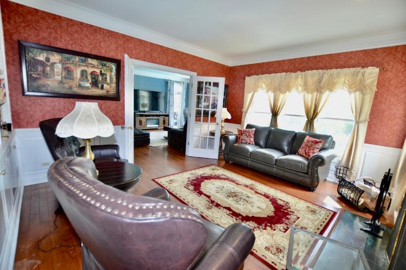 Sale Photo Thumbnail #10