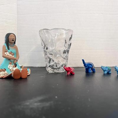 Rod Kuehrast Storyteller Figurine, Freeform Daum Style Vase, 4 Soapstone Elephants 