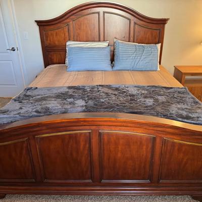 King Size Wooden Bed w Painting 