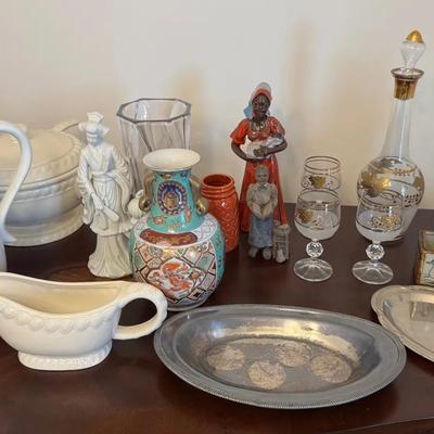 Crystal Hurricane Lamp And Other Decorative Items 