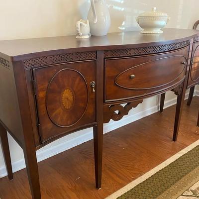 Traditional Style Buffet 