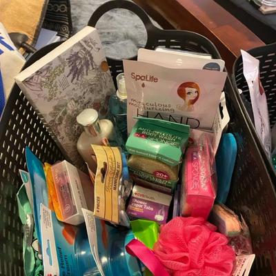 Mystery Spa Basket (1 Of 2)