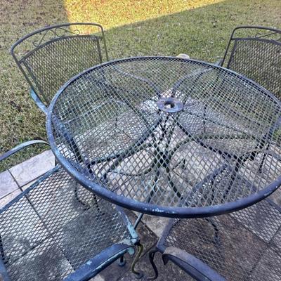 Wrought Iron Round Table w/ Chairs