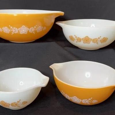 Pyrex Cinderella Butterfly Gold Nesting Bowls 
