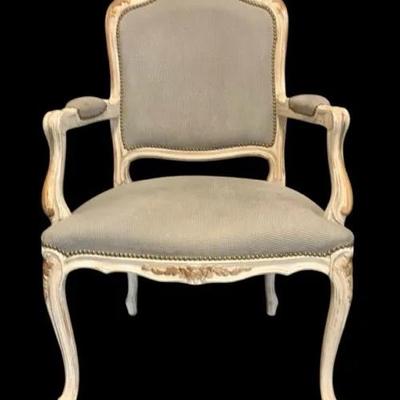 Buying & Design Florence-Italy Chair French Provincial / Louis XV Style - Lot 1
