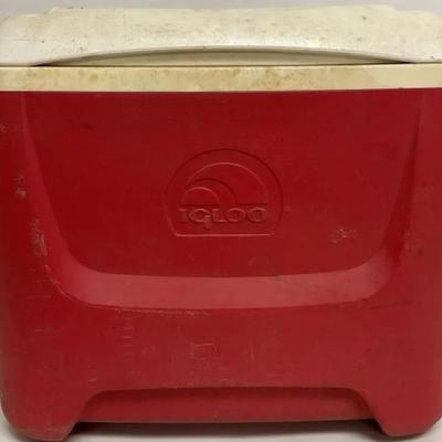 Vintage “Igloo” Ice Chest