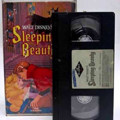 "Walt Disney's" Sleeping Beauty VHS