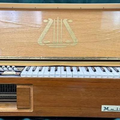 "Multivox" Electric Chord Organ