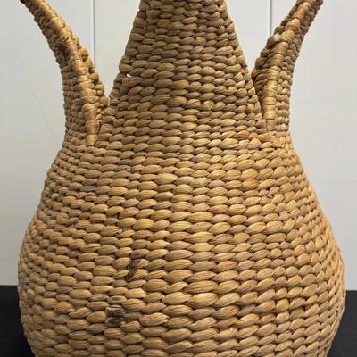Sculptural Handwoven Seagrass Basket with Pointed Handles – Large Decorative Storage