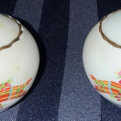 Vintage Hand-Painted Porcelain Salt & Pepper Shakers – Floral Motif (Pair, Boxed)
